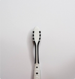 Chogan Brosse à dents Extra Clean poils médium – Black Edition